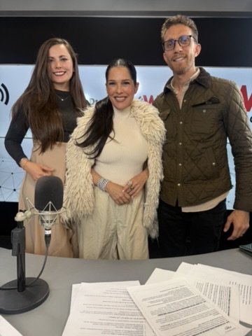 Alejandro en entrevista en W Radio